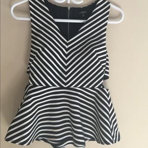 Black and white mini top